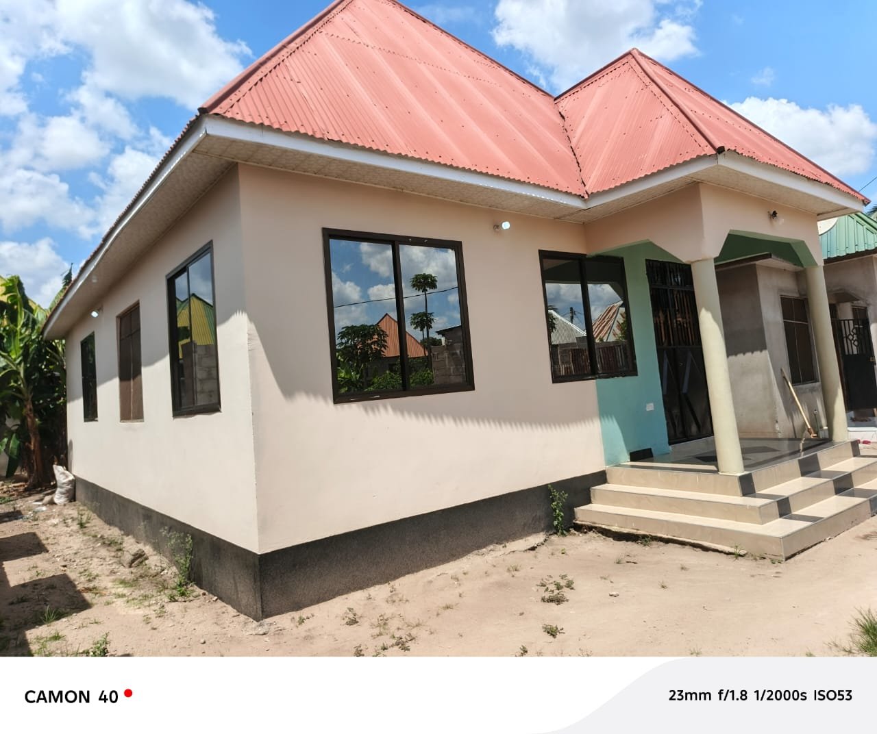 Nyumba inauzuwa  inaviumba 3 nasebule