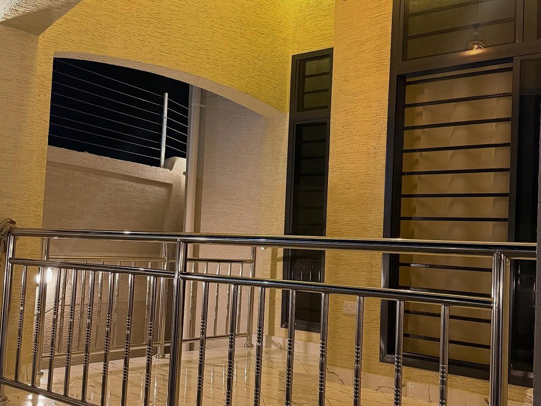 Nyumba inauzuwa bunju B