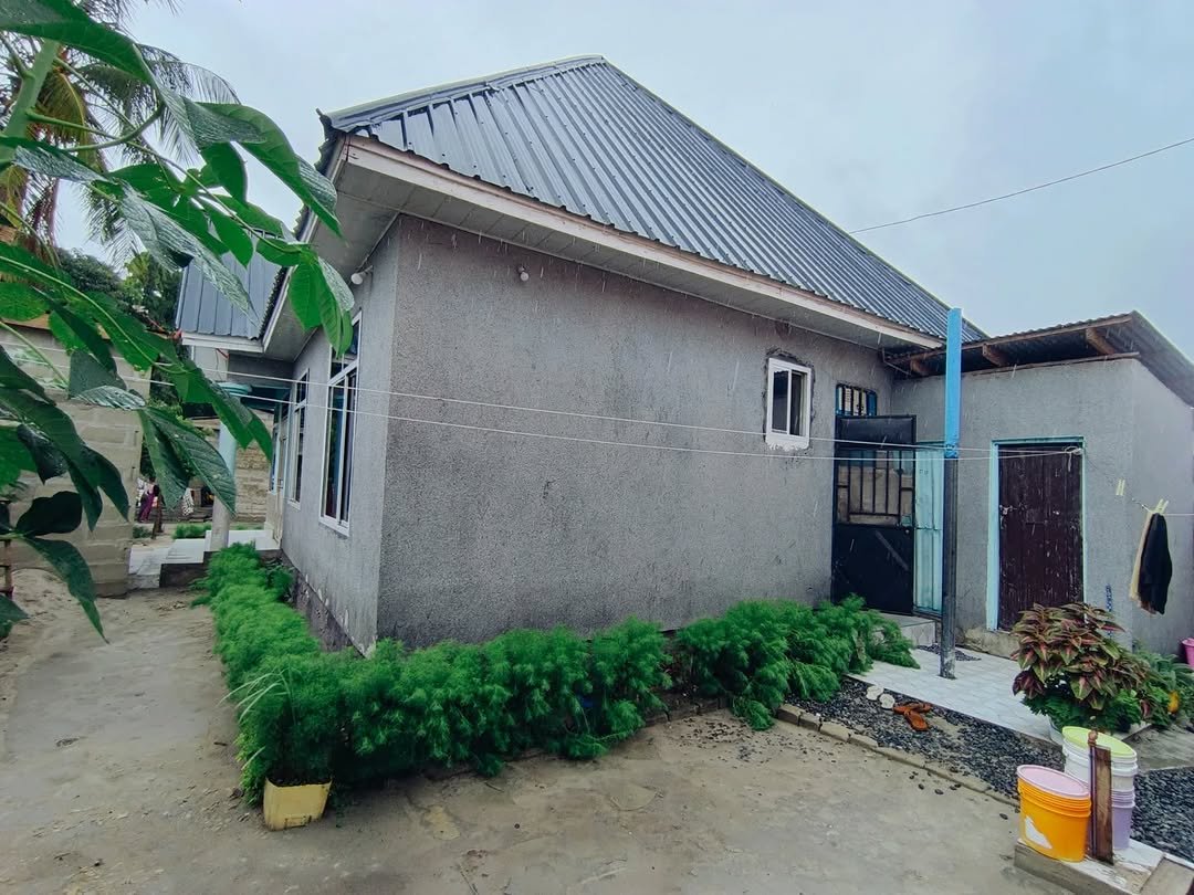 Nyumba ipo chanika mwisho inaviumba vi3