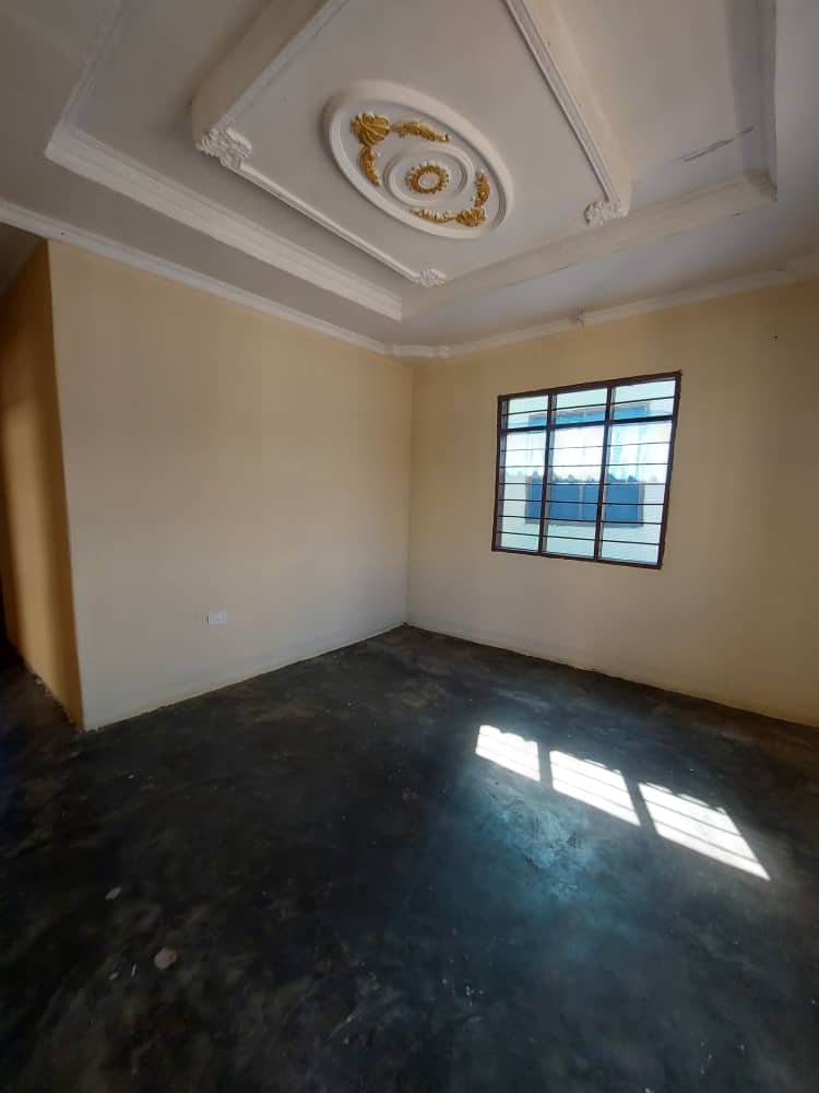 Nyumba ipo tabata kinyelenzi