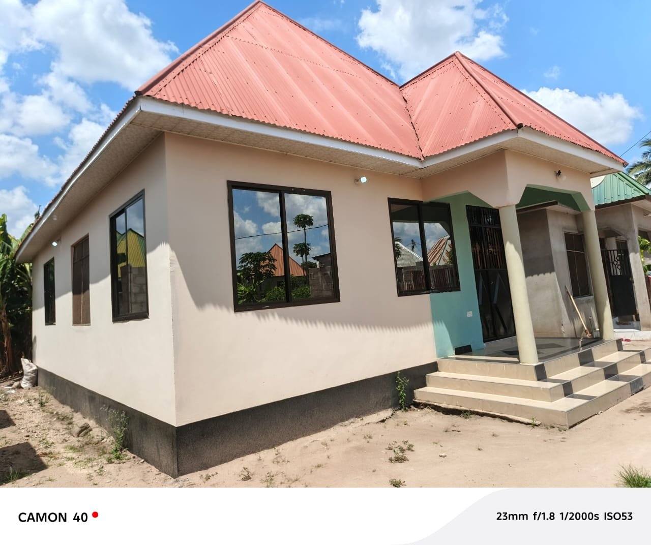 Nyumba inauzuwa  inaviumba 3 nasebule